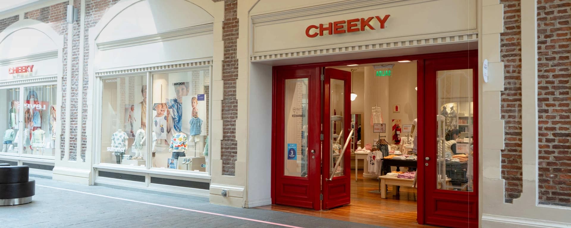 Cheeky El Solar Shopping