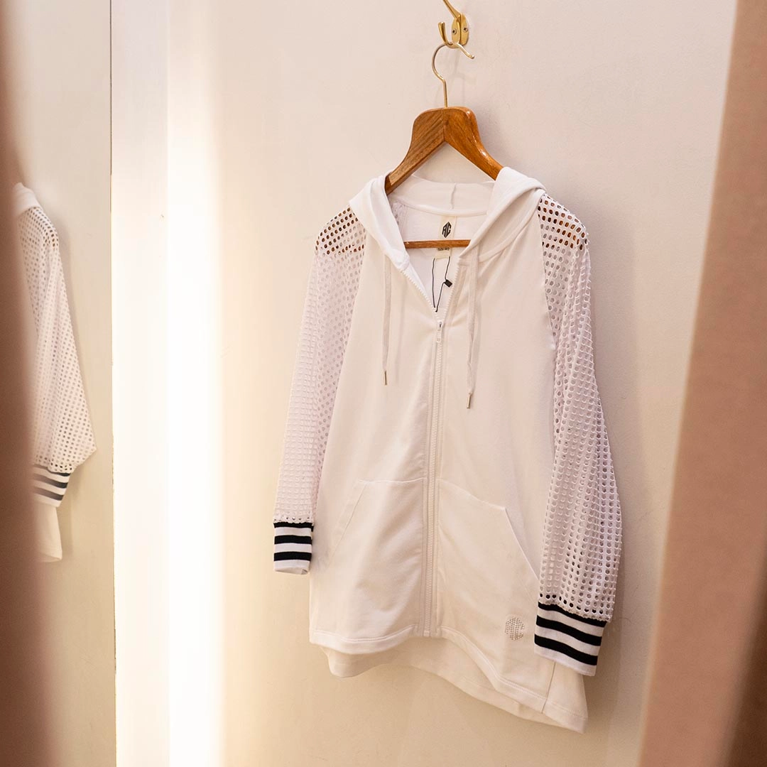 Encontra Adriana Costantini en nuestro centro comercial