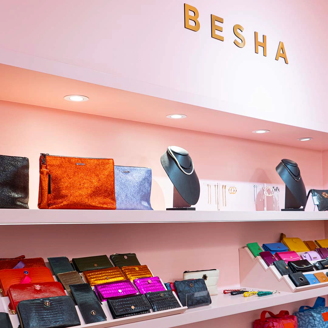 Encontra Besha en nuestro centro comercial