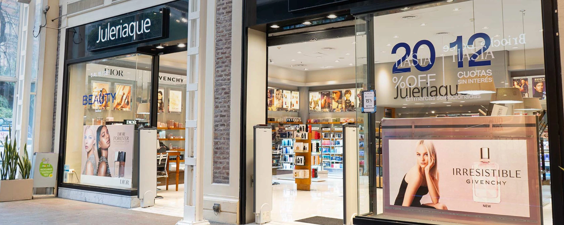 Juleriaque El Solar Shopping