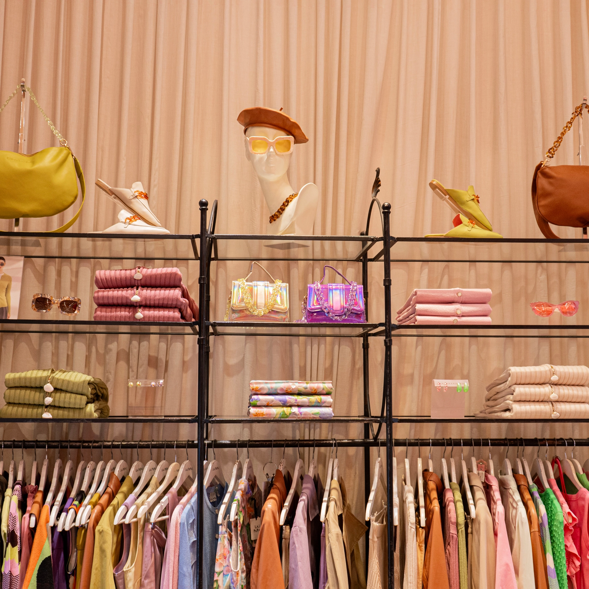 Encontra Las Pepas en nuestro centro comercial