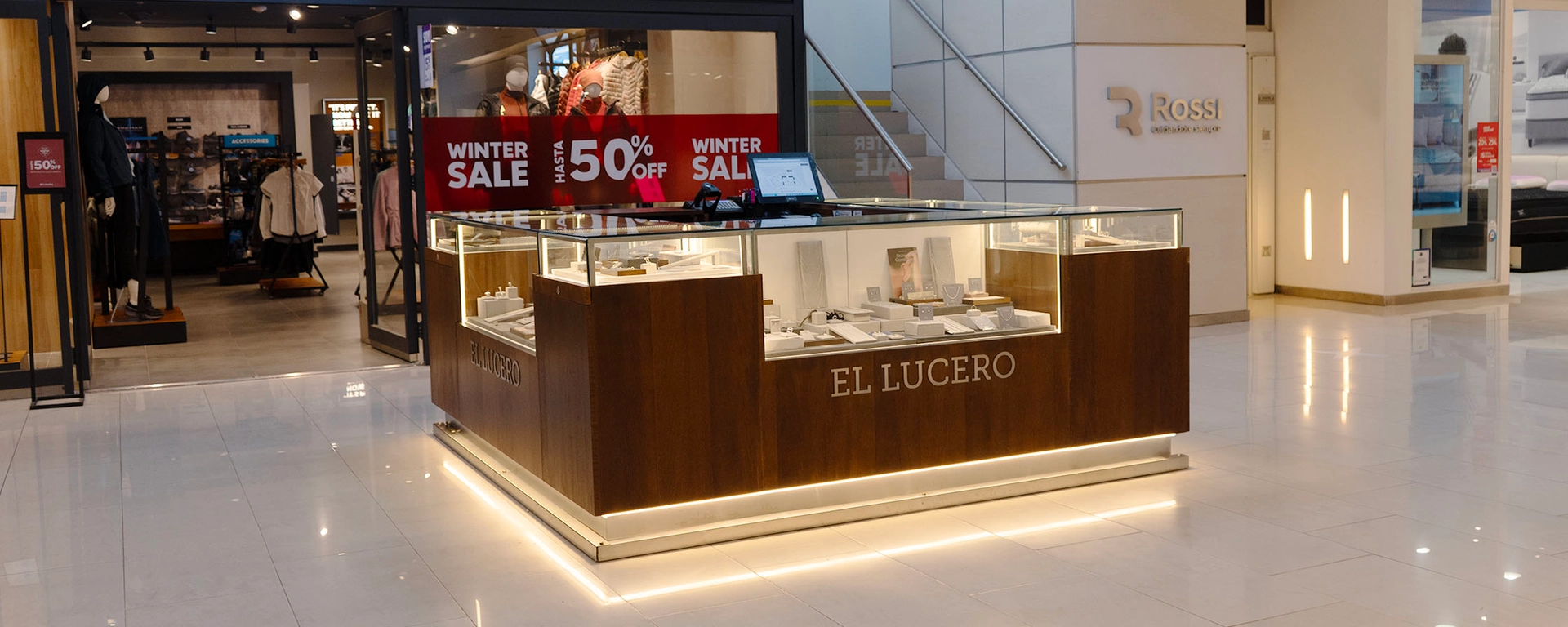 El Lucero El Solar Shopping